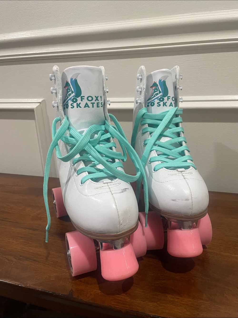 Foxy Skates - White Roller Skates with Mint Laces and Pink Wheels. Size 9